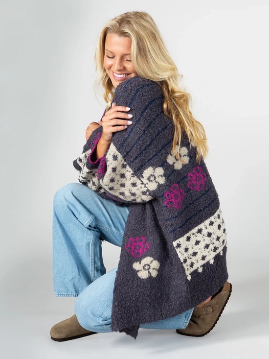 NATURAL LIFE Sweaters - Natural Life Calla Jacquard Cardigan Sweater Size L/XL Charcoal Flower Boho Fun